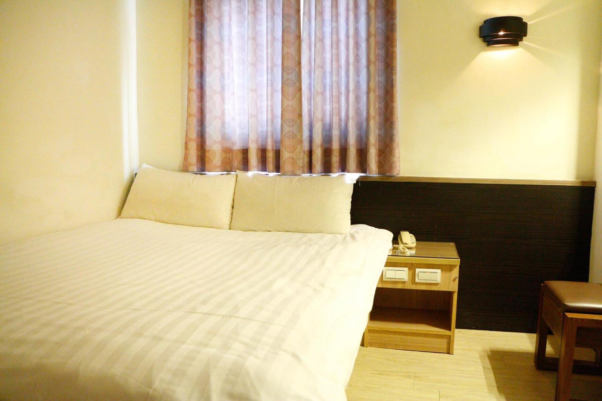 D.Y. Hotel ไถจง ห้อง รูปภาพ